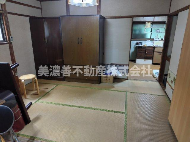 ６４０１９　岐阜市加野６丁目中古戸建ての和室