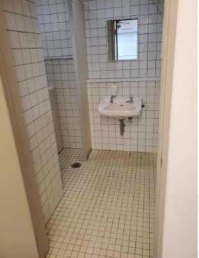 日宝京都2号館の内装