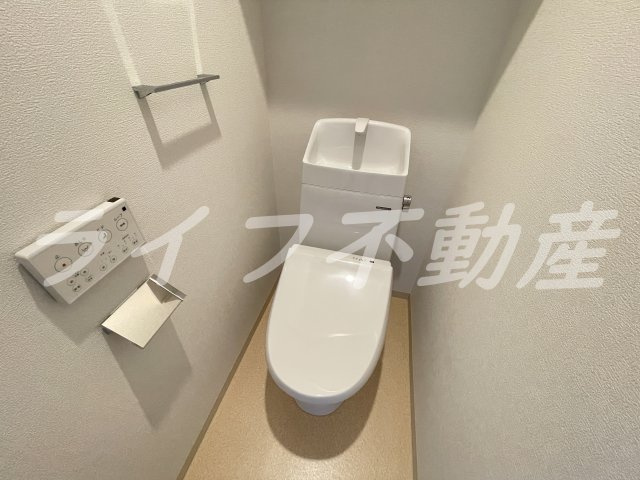 F asecia AMUZⅡのトイレ|ゆったりとした空間のトイレです