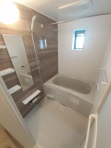 かっぱ壱番館の浴室|追い焚き・浴室乾燥機付きのお風呂です♪