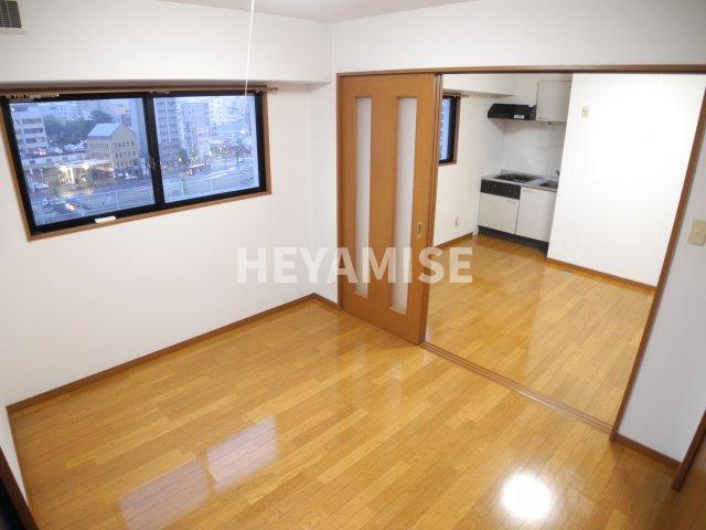 エススリー出島の居間・リビング|※同間取りの別の階のお部屋の画像です※