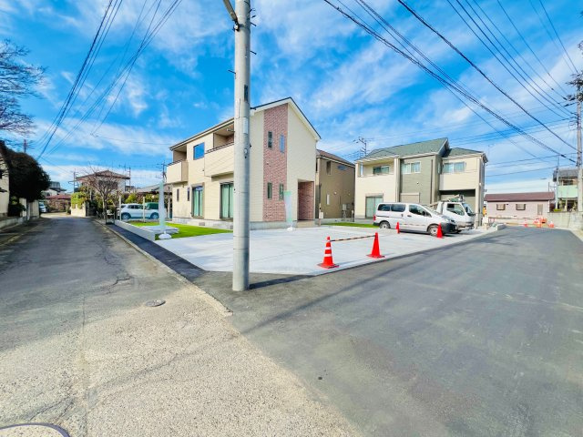 高崎市倉賀野町の前面道路含む現地写真|駐車スペース２～3台可◎お庭のスペースも確保♪