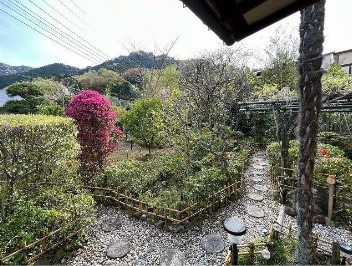 【庭】 | 宇佐美みのりの村　戸建