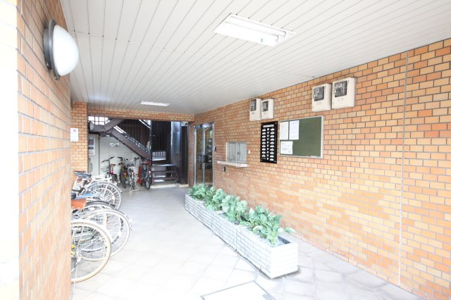 【エントランス】