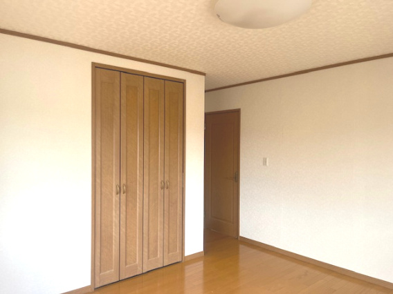 敦賀市砂流中古戸建の洋室