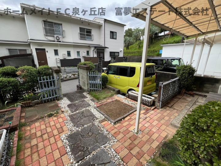 原山台テラスハウス(1-9-2)のエントランス