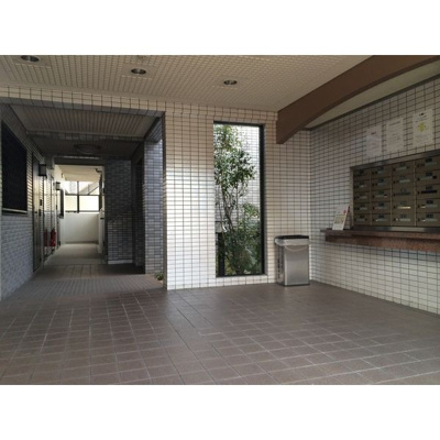 【エントランス】 | LONE STAR茶屋ヶ坂