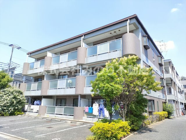 プラムエヌティーの外観