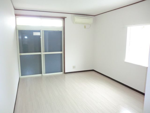 【内装】 | SUNS’８ | 別号室の写真になります。現況優先。