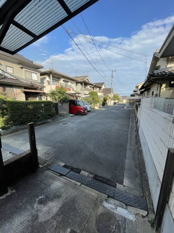 福山市西新涯町一丁目の前面道路含む現地写真|接道部分約2.8m