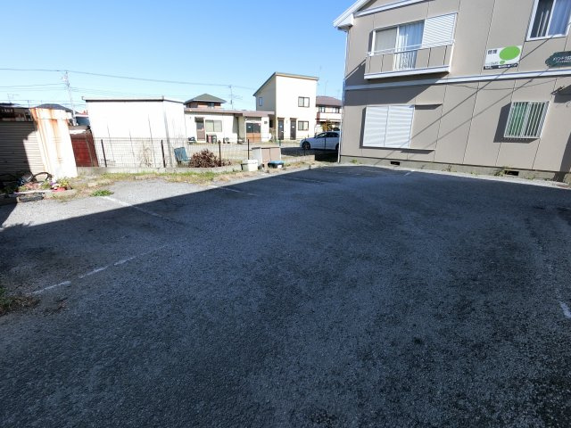 【駐車場】