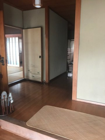 【玄関】 | 玉野市西田井地　戸建