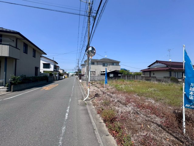 土地　川越市中老袋の前面道路含む現地写真|日当たり良好です