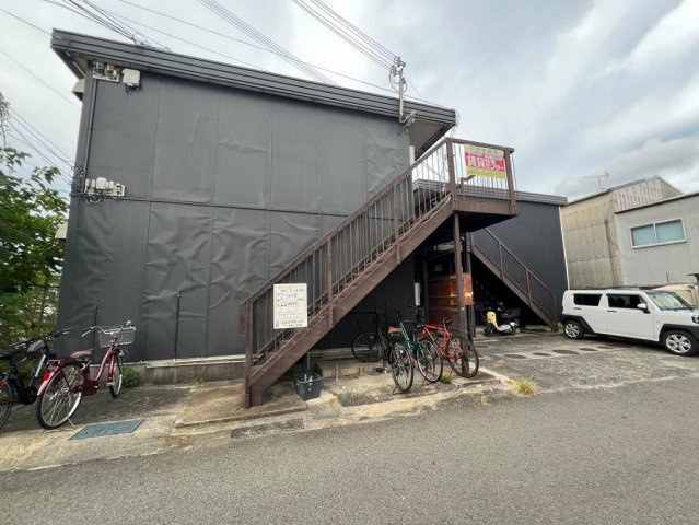 和歌山市中之島の一棟アパート