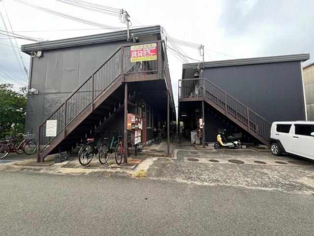 和歌山市中之島の一棟アパート