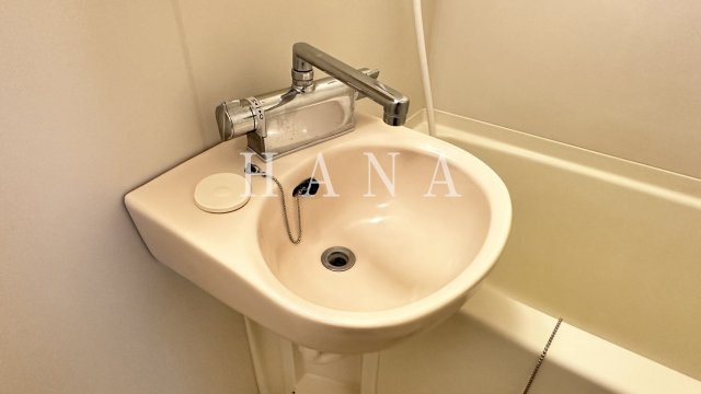 レオパレスコーラル クラウドの洗面所