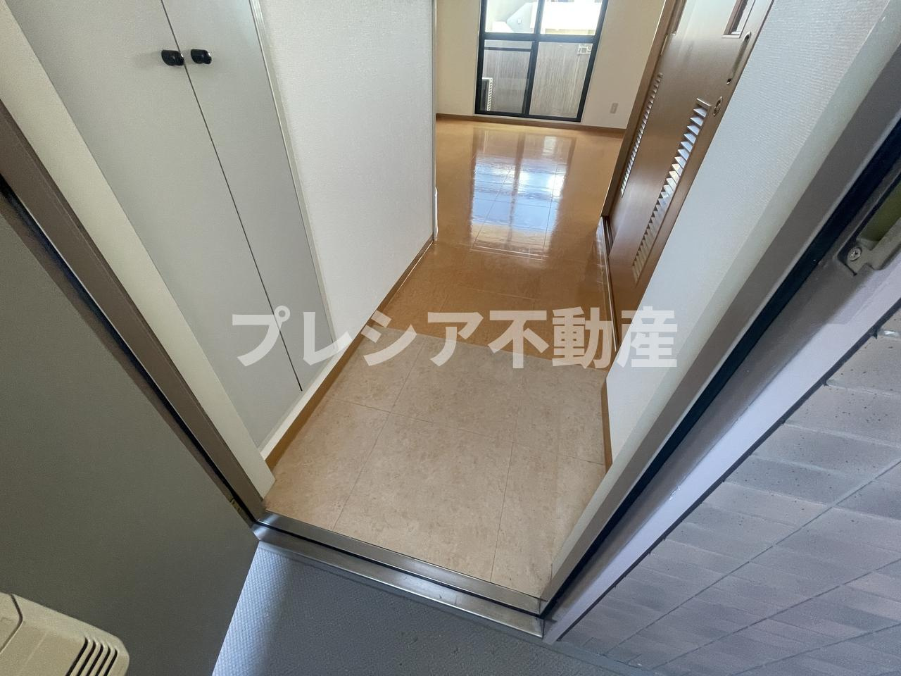 ピュアハウス甲子園の玄関