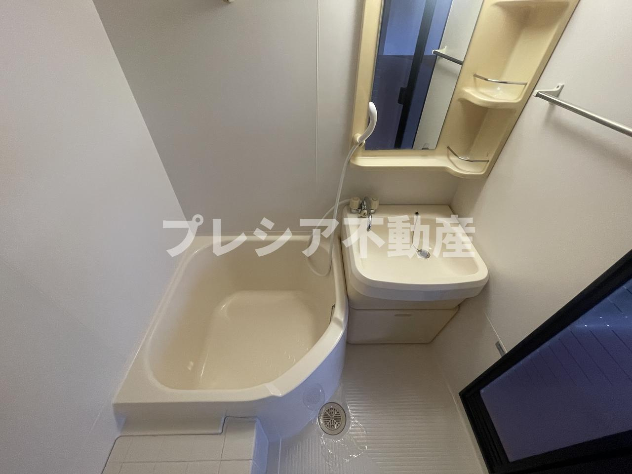 ピュアハウス甲子園の浴室