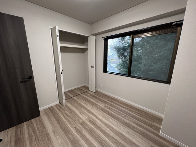 ネオハイツ輝国の洋室|ネオハイツ輝国（3SLDK）