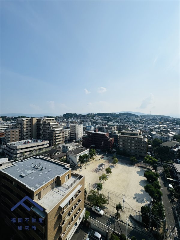 アーバンパレス高宮通りの展望|目の前が公園なので眺望も抜けております