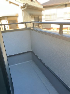 【バルコニー】 | 豊中市上野東2丁目　C号地 | 爽やかな朝日が差し込む、東向きバルコニー！陽当り・周辺環境も合わせて、ぜひ現地をご覧ください。