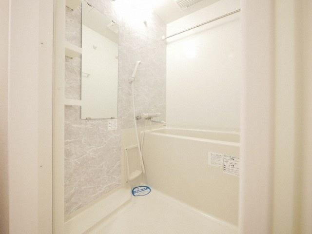 S-RESIDENCE江坂の浴室