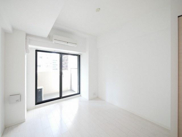 S-RESIDENCE江坂の居間・リビング