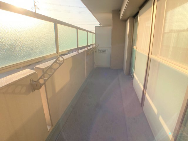 サンタスクエア東新のバルコニー