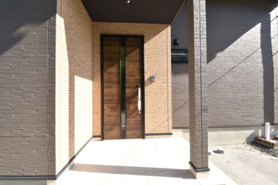 【玄関】 | 霧島市国分姫城南　1号棟