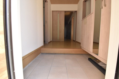 【玄関】 | 霧島市国分姫城南　1号棟