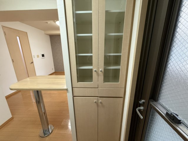 グラビスコート三条堺町の収納