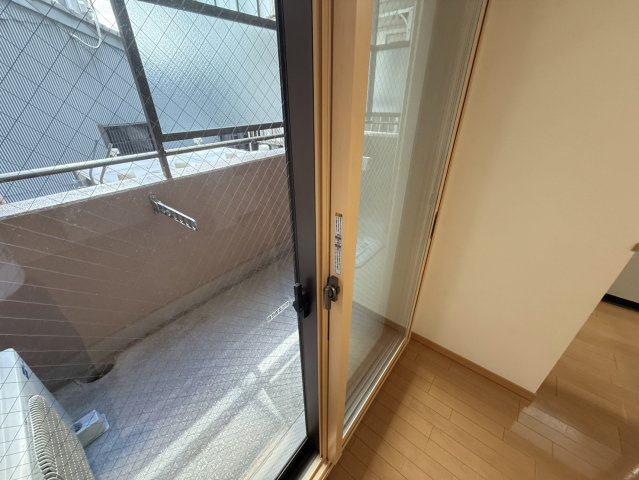 グラビスコート三条堺町のバルコニー