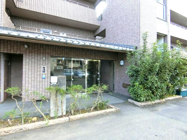 グリーンハイム平井のエントランス|清潔なエントランスです