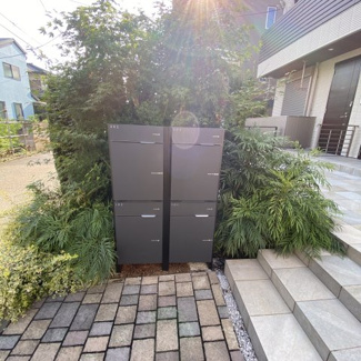 【その他共用部分】 | 宅配ボックス完備！不在時のお荷物管理にも便利です！