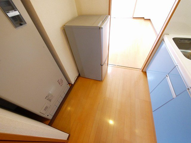 アイリスハイツ8号館のキッチン|きれいなキッチンです