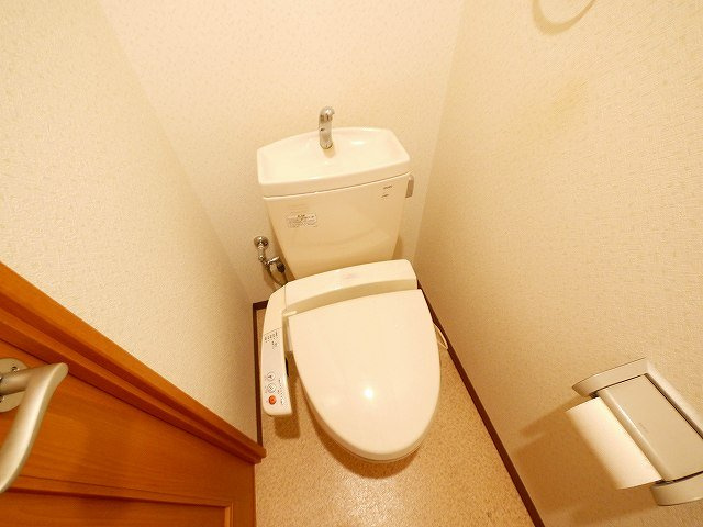 アイリスハイツ8号館のトイレ|トイレもきれいです