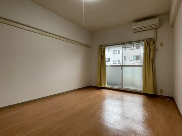 サニーガーデンの寝室