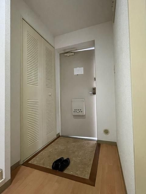 サニーガーデンの玄関