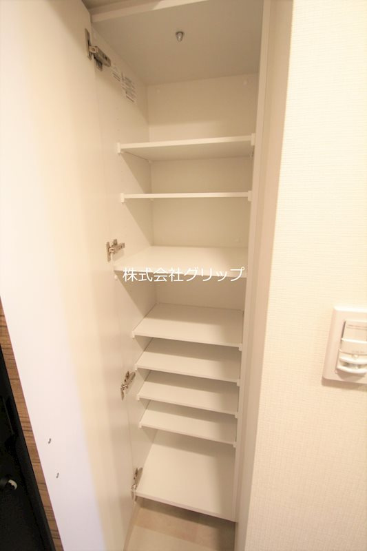 スクエアシティ鶴見リバーサイドの収納