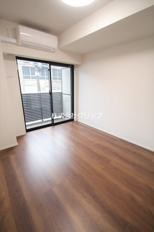スクエアシティ鶴見リバーサイドの洋室