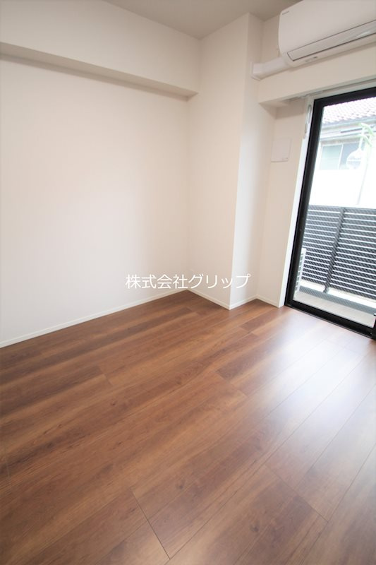 スクエアシティ鶴見リバーサイドの洋室