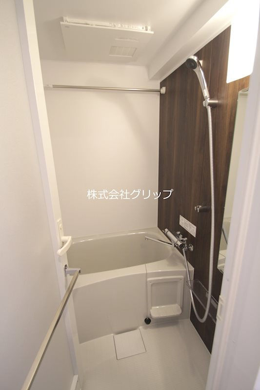 スクエアシティ鶴見リバーサイドの浴室