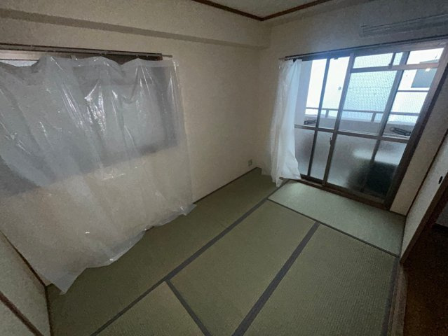 金栄ビル東館の和室