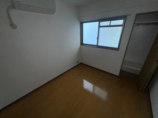 金栄ビル東館の居間・リビング