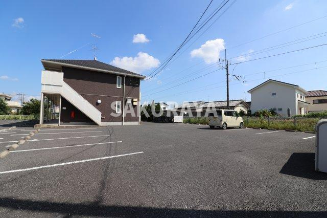 プレステージＢ棟の駐車場