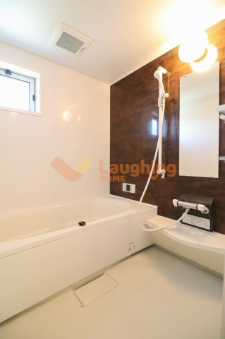 D-ROOM AKARIの浴室|落ち着いた空間のお風呂です