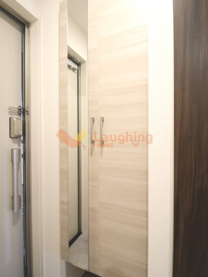 【玄関】 | ELGRAND上津 | 明るい玄関です