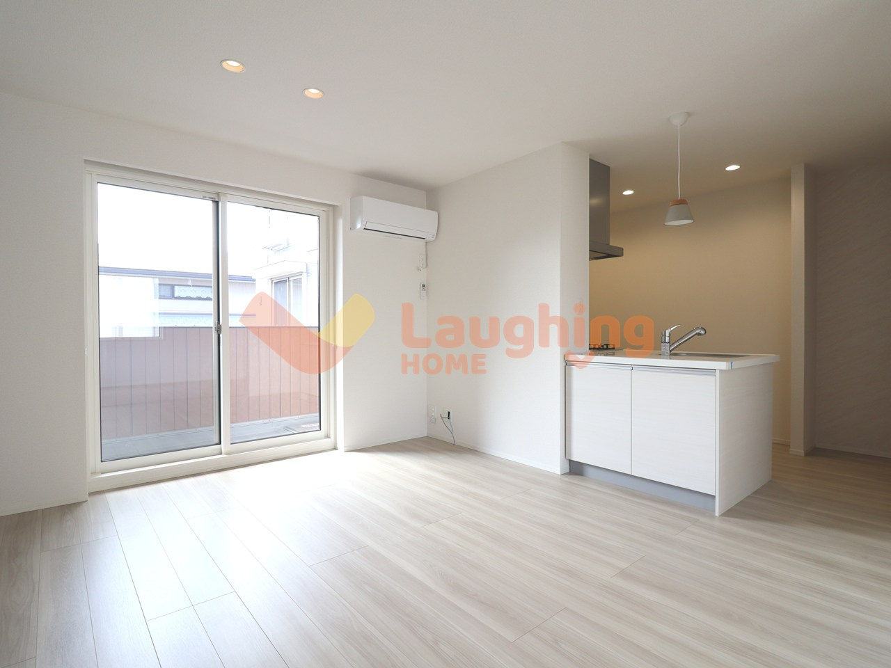 ELGRAND上津の居間・リビング|こちらの居間で趣味の時間をお楽しみください