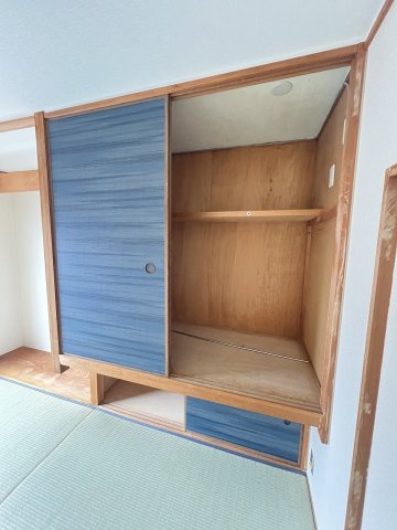公社清和台住宅　14号棟の収納