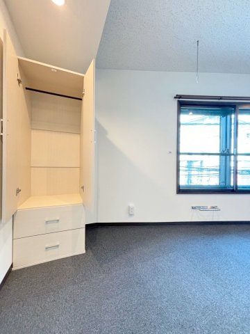 「防音マンション」ラシクラス小岩駅前の収納|2号室はクローゼット付き！